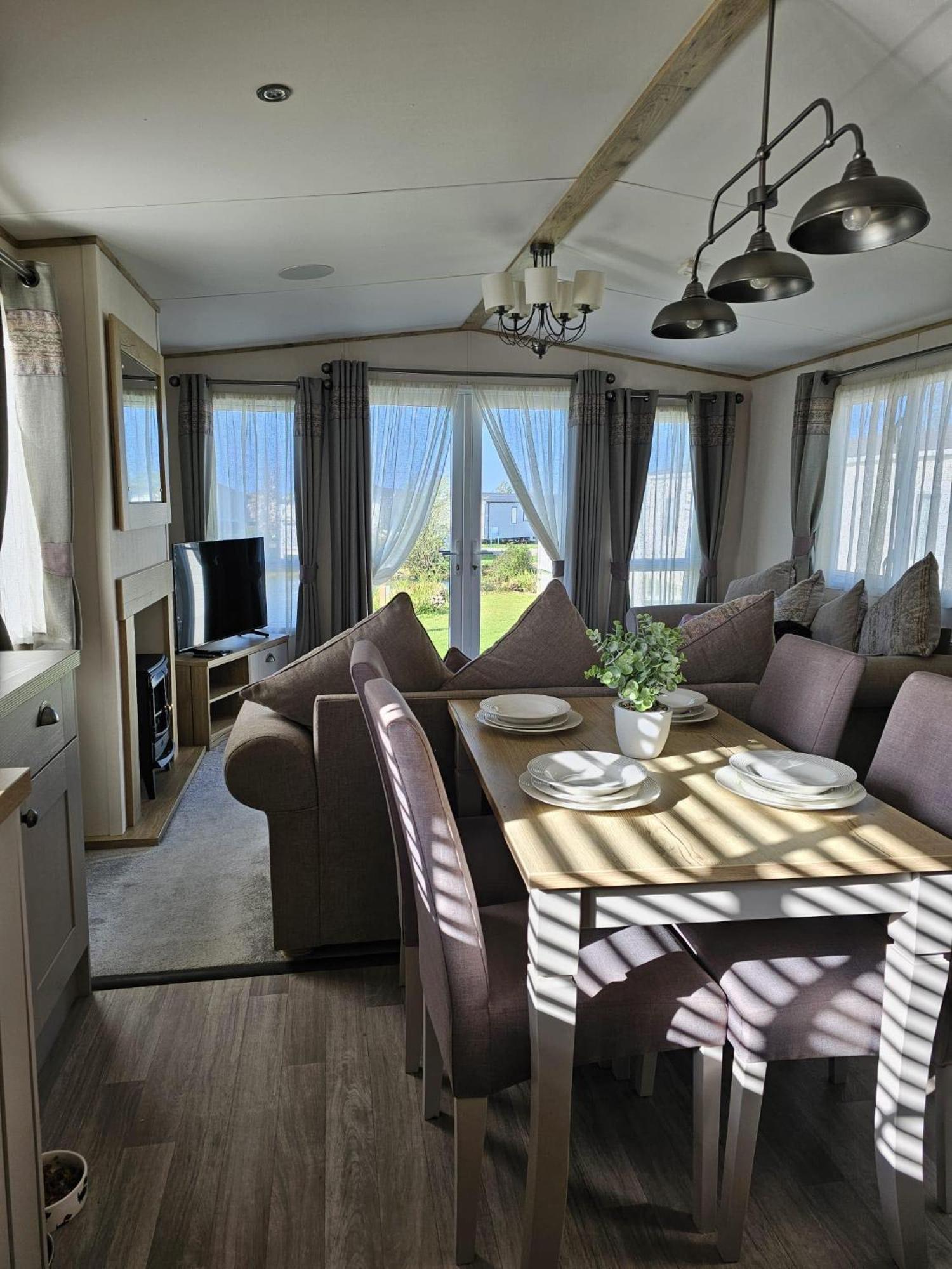 Premium 2 Bedroom Caravan With Free Wifi Hunstanton Buitenkant foto