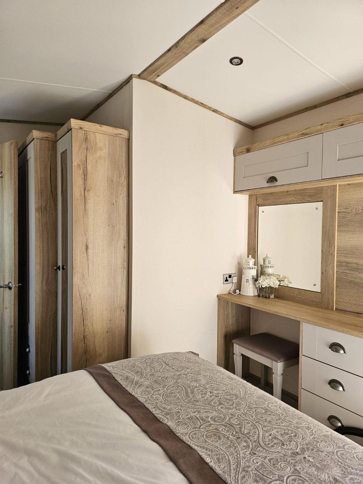 Premium 2 Bedroom Caravan With Free Wifi Hunstanton Buitenkant foto